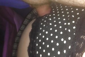 La rossa lena anderson fa un pompino e si occupa di gioia sesso con un amico