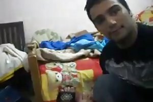 Gli amici si divertono