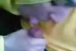 Giovane coppia in domenica si occupa di sesso sfrenato