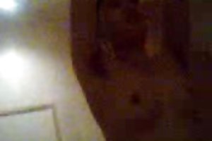 Negro con calloso membro approssimativamente una giovane ragazza