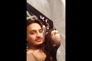 La madre abbandona il figlio