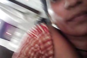 Anale e vaginale fisting sul balcone