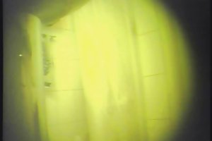 Scopata ragazza con i peli del pube in culo