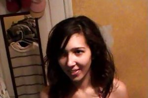 Ragazzo eccita e si fotte baba-yaga in calze