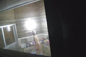 Slim ragazza scopa con il marito per un paio di ore